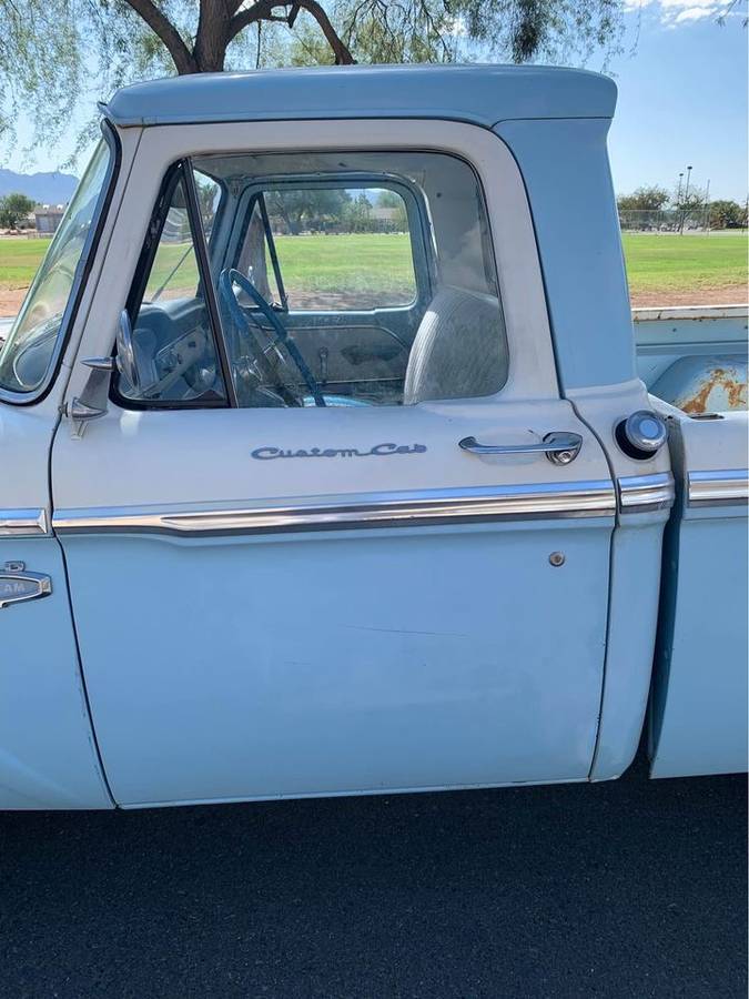 Ford-F-100-custom-cab-1965-2