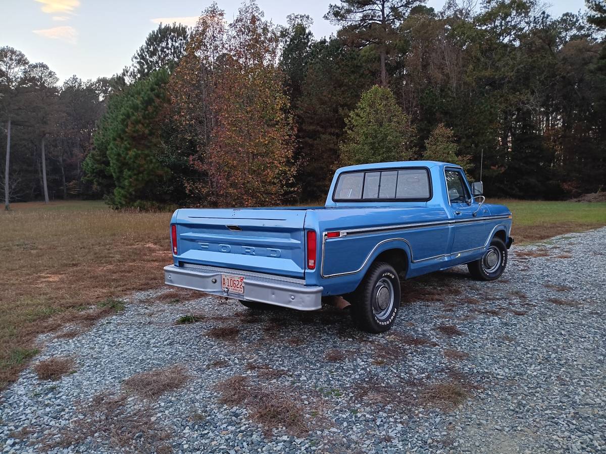 Ford-F-150-1977-3