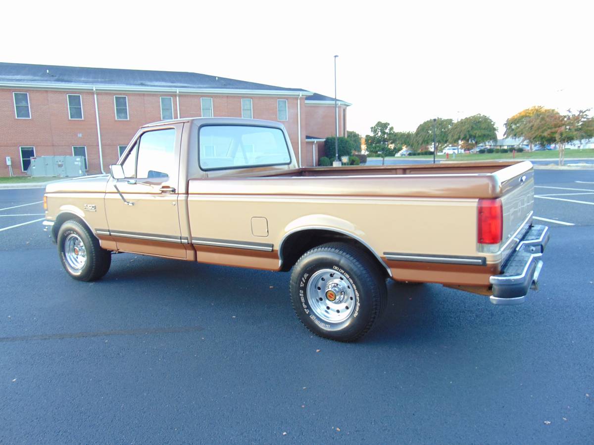 Ford-F-150-1989-14