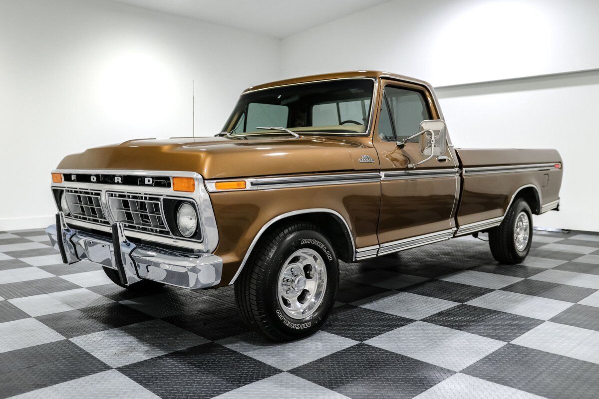 Ford-F-150-Pickup-1977-2