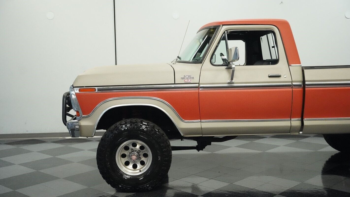 Ford-F-150-Pickup-1978-21