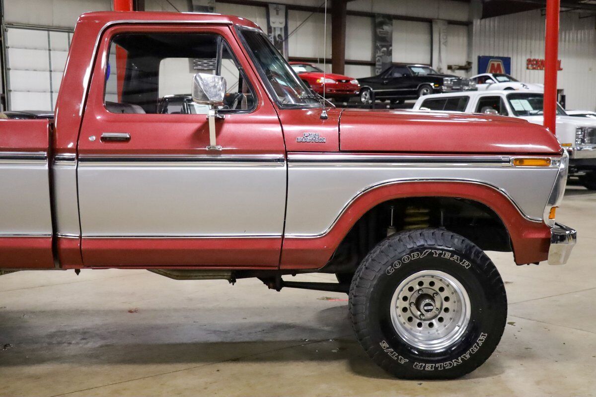 Ford-F-150-Pickup-1979-10