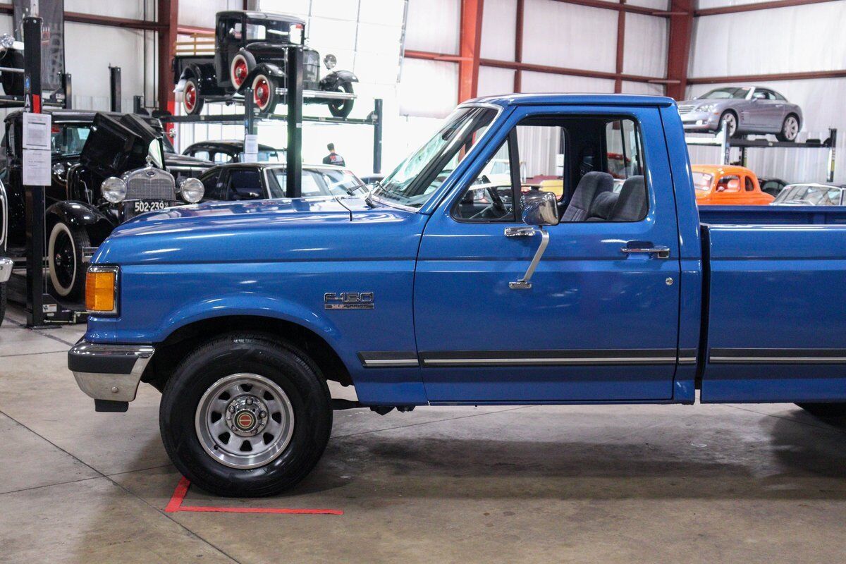 Ford-F-150-Pickup-1990-1