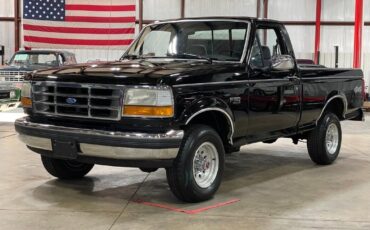 Ford F-150 Pickup 1992