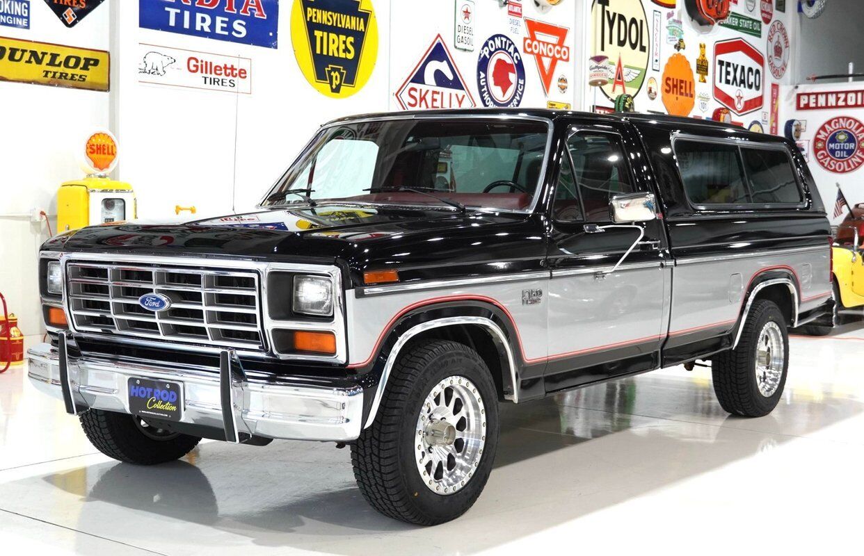 Ford F-150 XLT Lariat Long Bed  1985