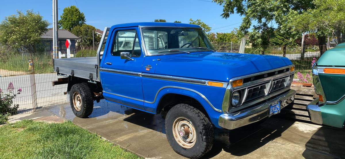 Ford-F-150-ranger-1977-3