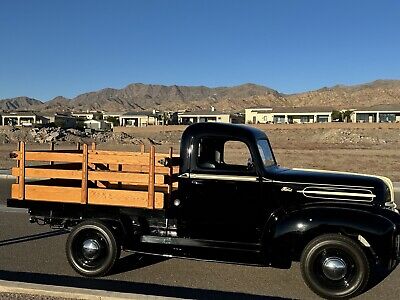 Ford-F-1942-3