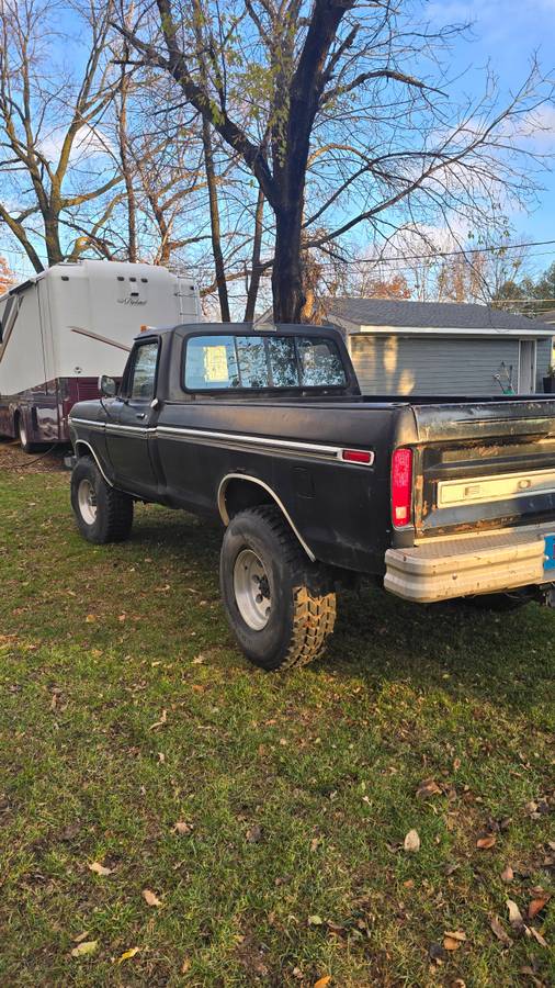 Ford-F-250-1977-8