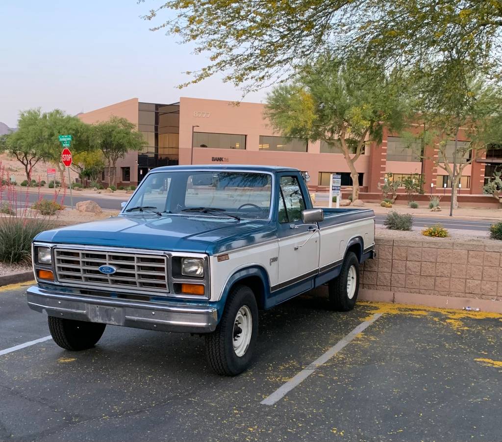 Ford-F-250-1984-3