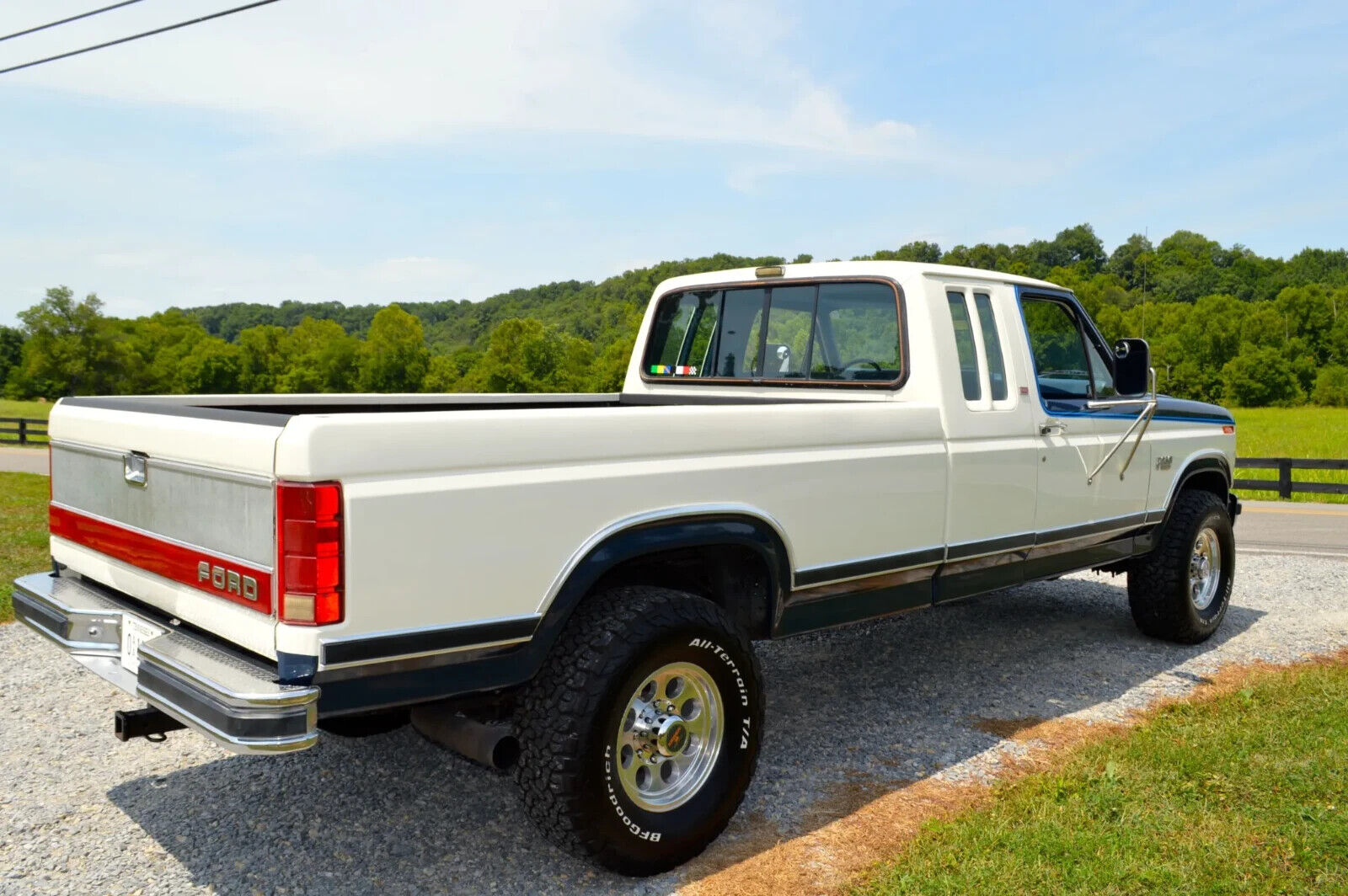 Ford-F-250-1986-22