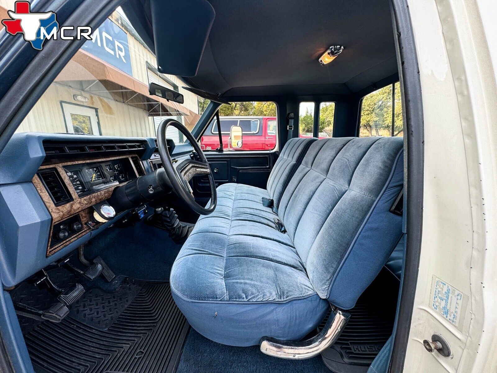 Ford-F-250-1986-25