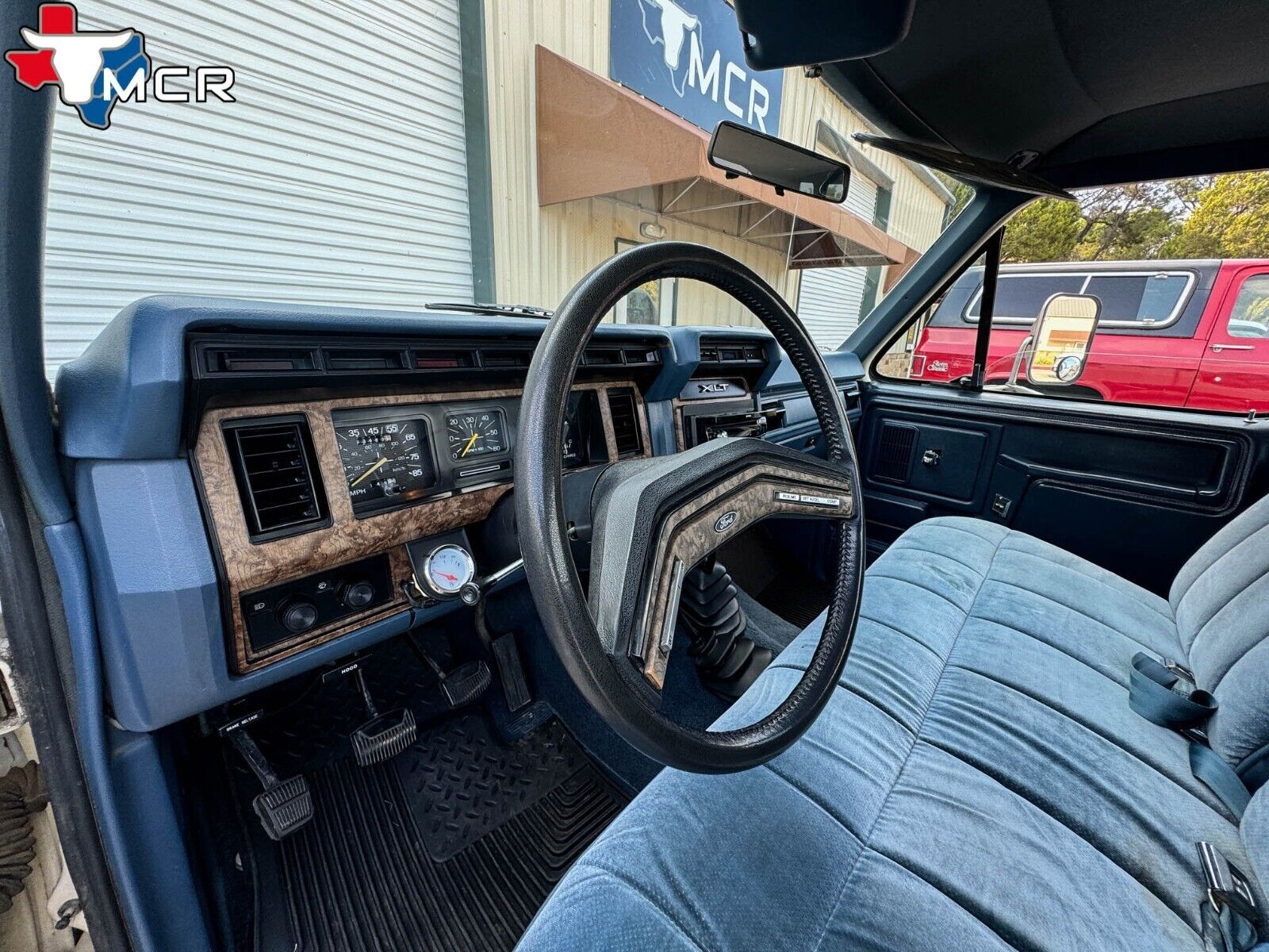 Ford-F-250-1986-26