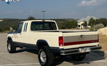 Ford-F-250-1986-7