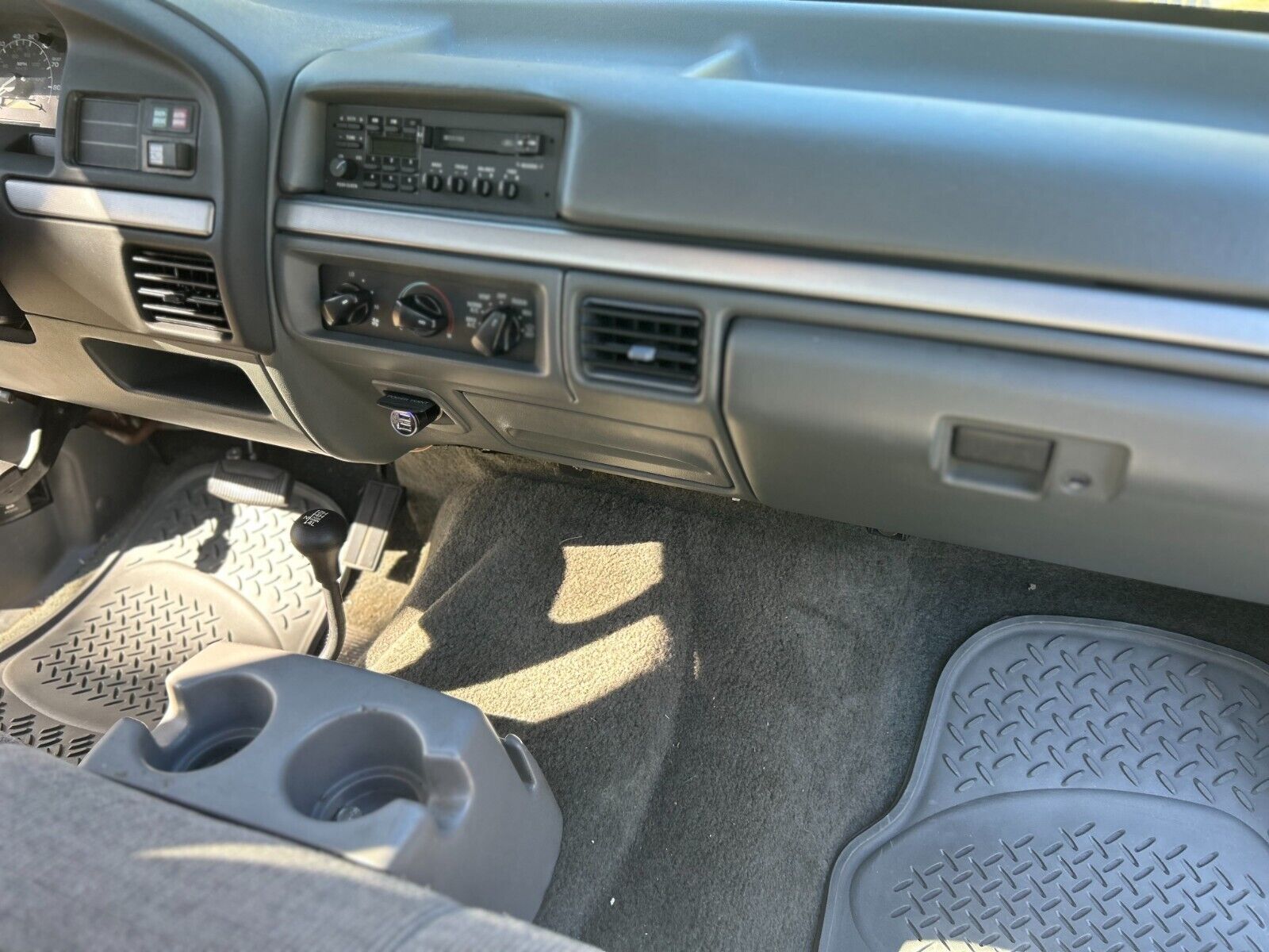 Ford-F-250-1992-14