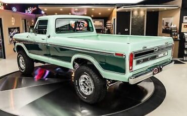 Ford-F-250-Pickup-1977-17