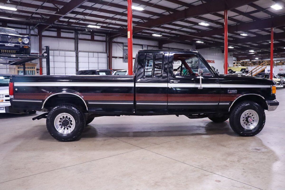 Ford-F-250-Pickup-1988-8