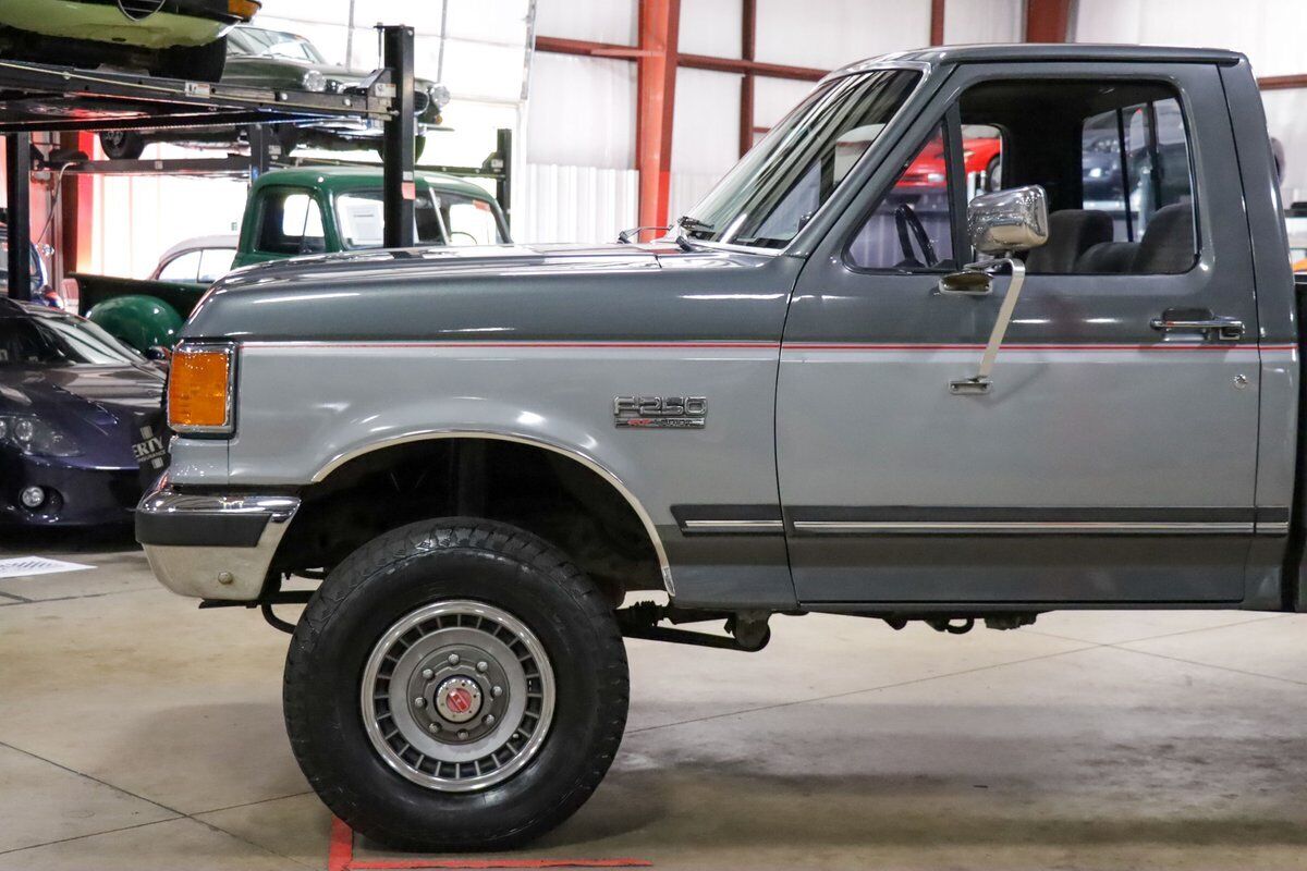 Ford-F-250-Pickup-1991-2