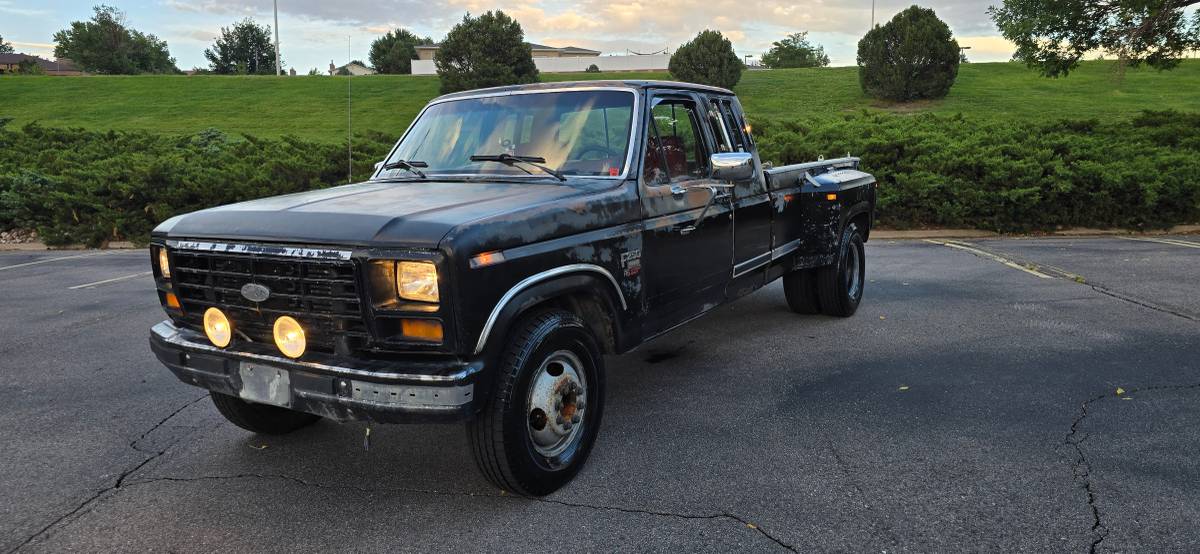 Ford-F-250-diesel-1986-6