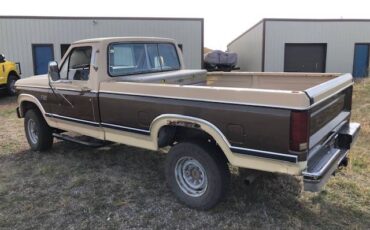 Ford-F-250-xl-reg-cab-1983-2