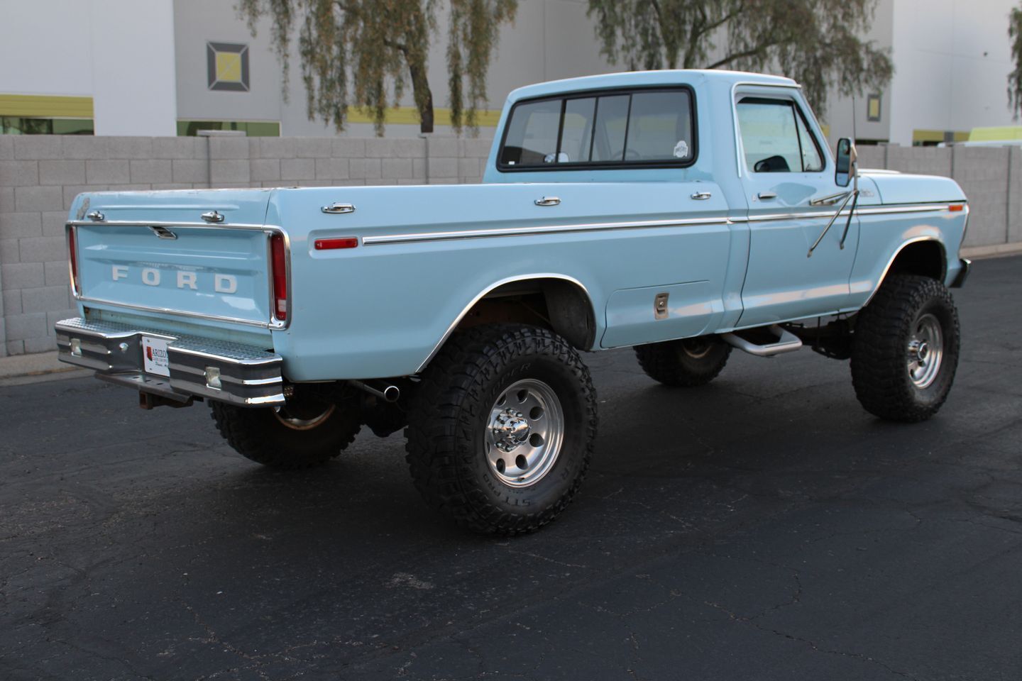 Ford-F-350-Pickup-1979-4