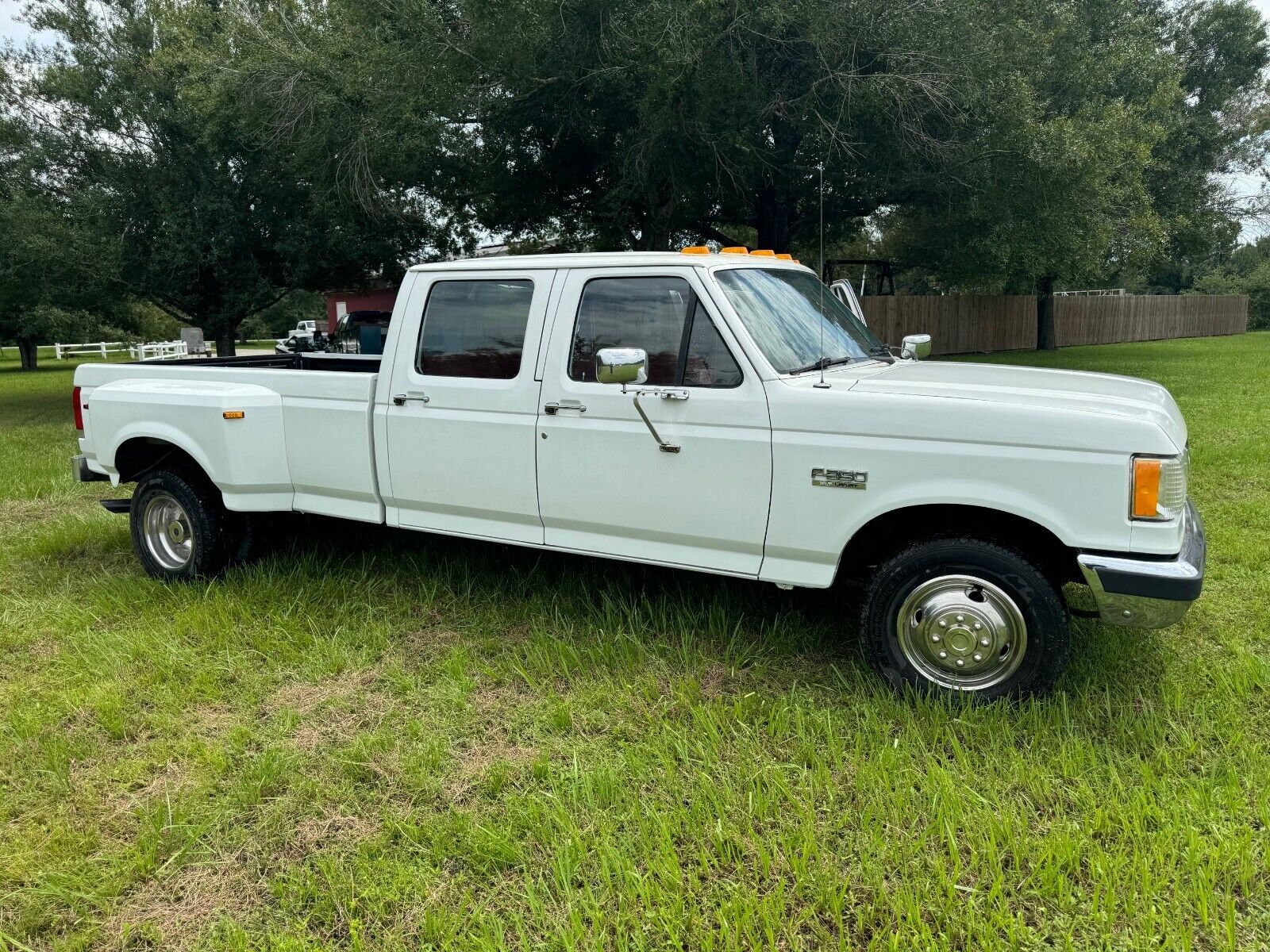 Ford-F-350-Pickup-1989-3