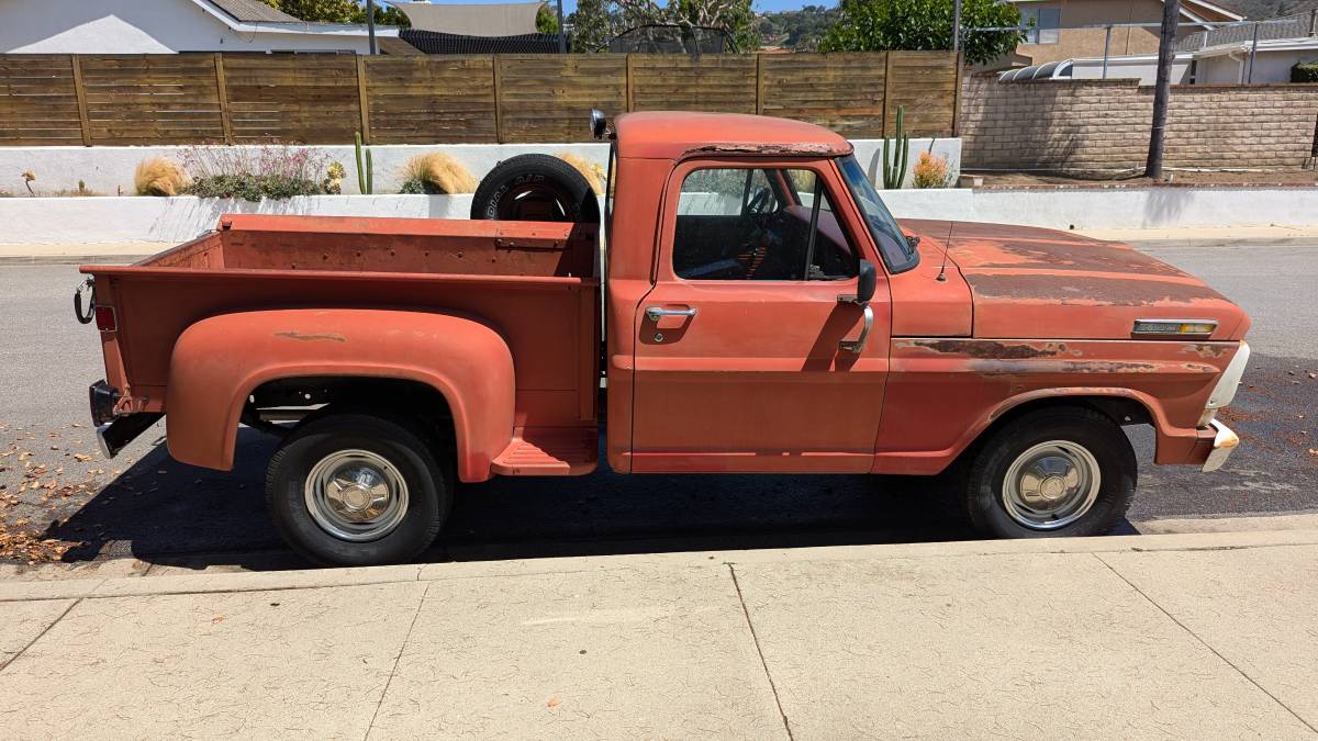 Ford-F100-1968-3