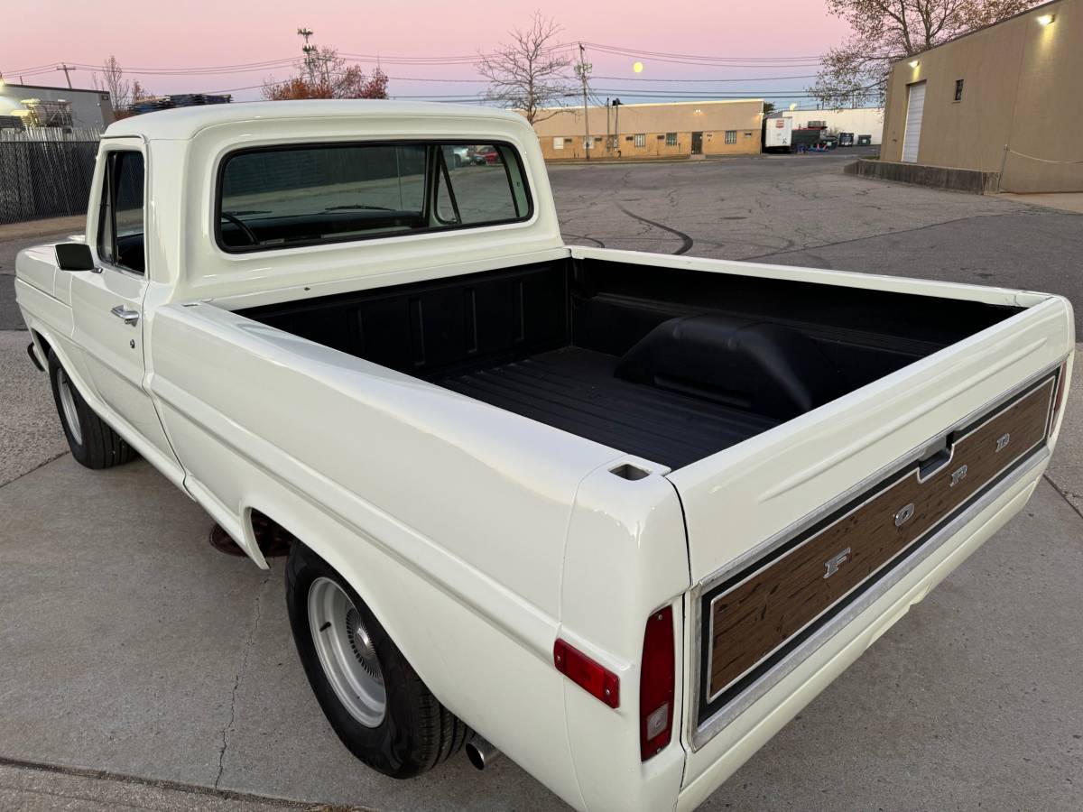 Ford-F100-1968-9