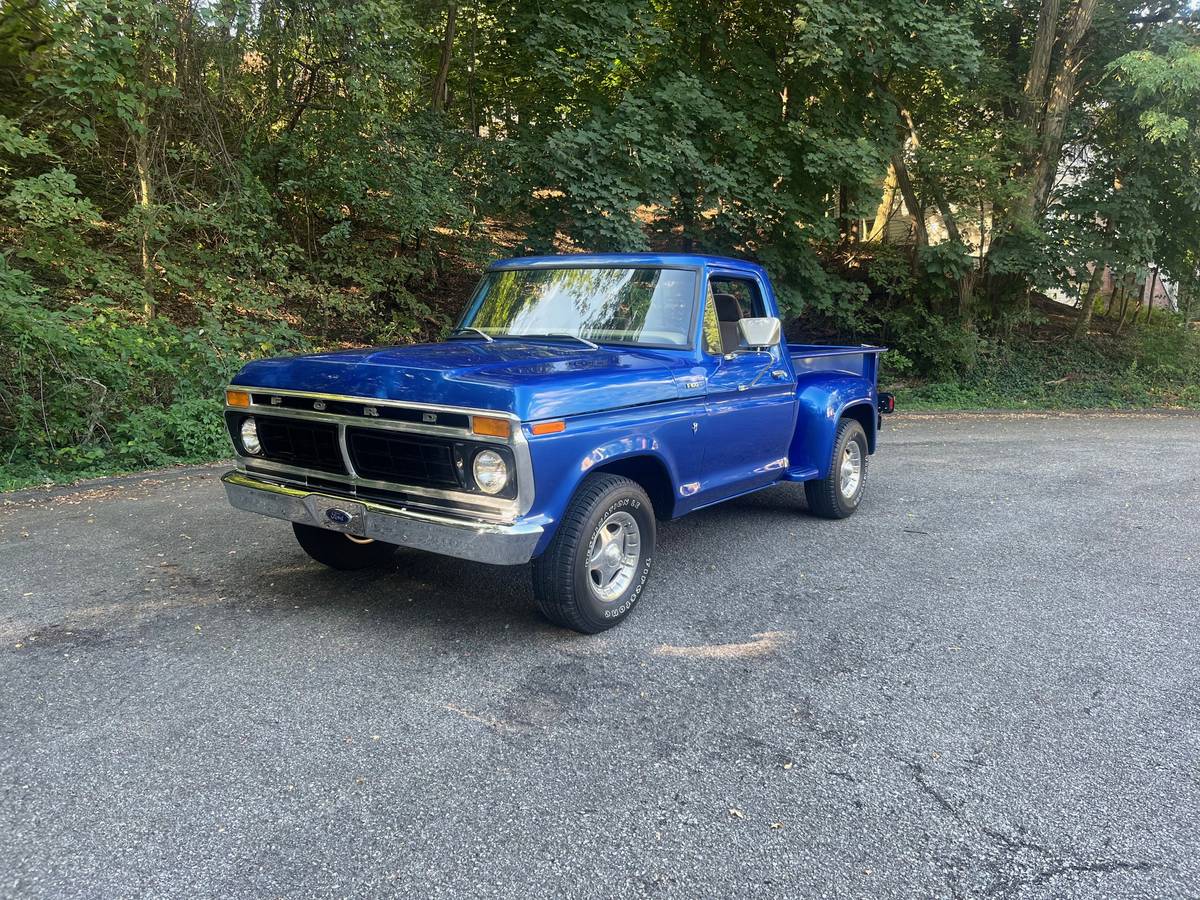 Ford-F100-1977-1