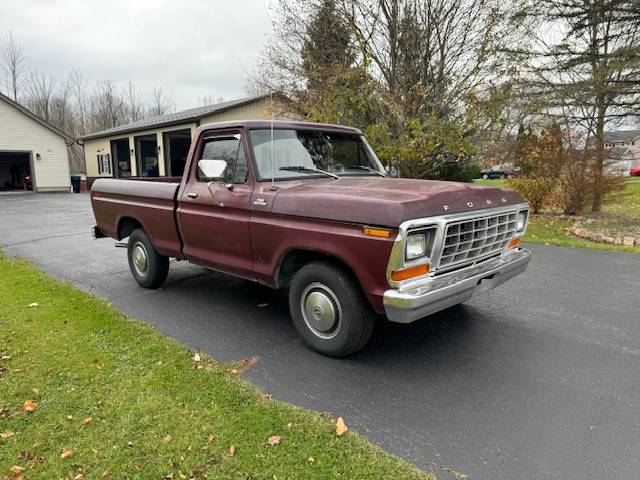 Ford-F100-custom-1979-15