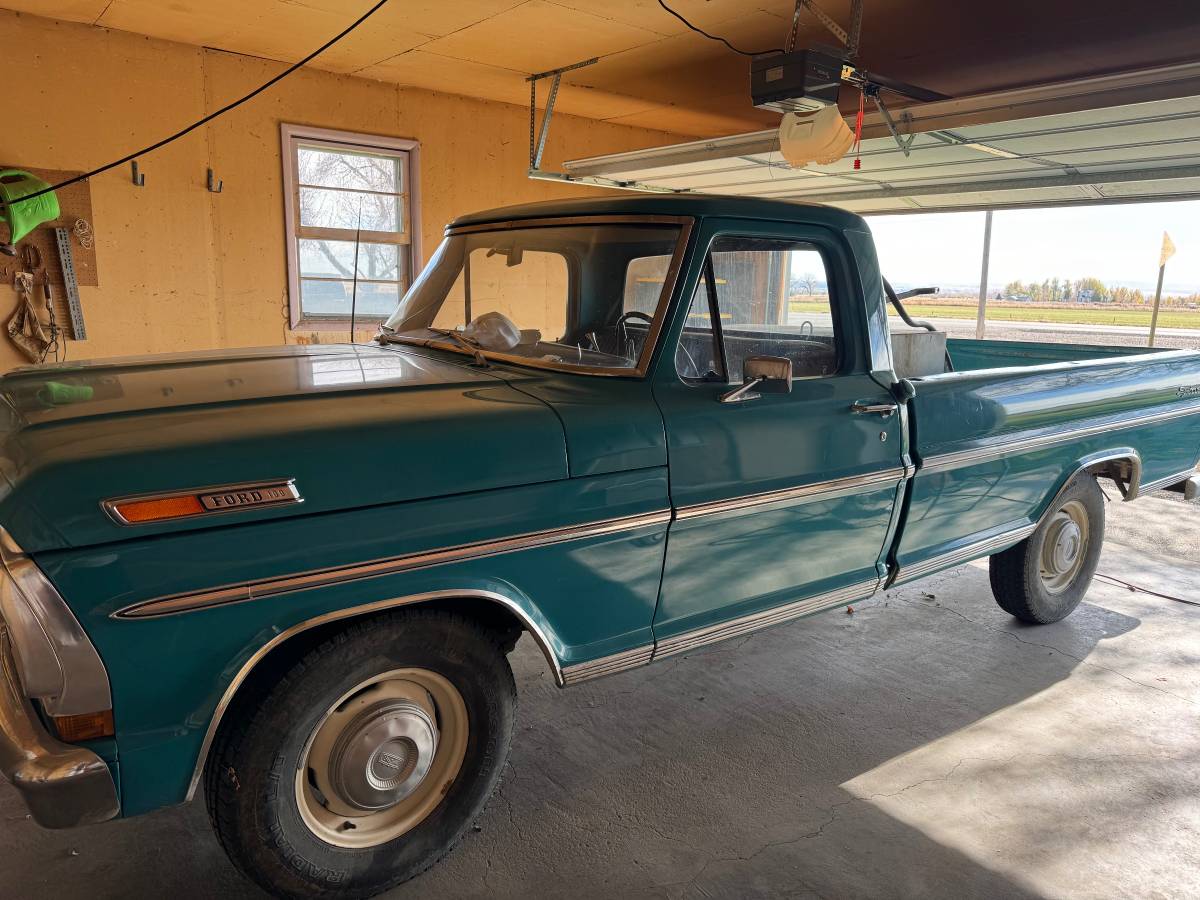 Ford-F100-pickup-1970-2