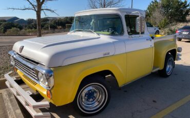 Ford-F100-pickup-x2013-custom-cab-1958