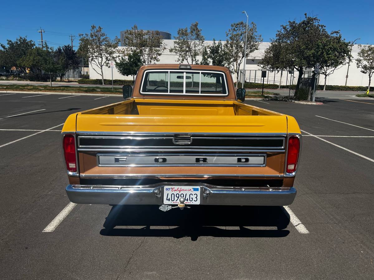 Ford-F100-ranger-xlt-1974