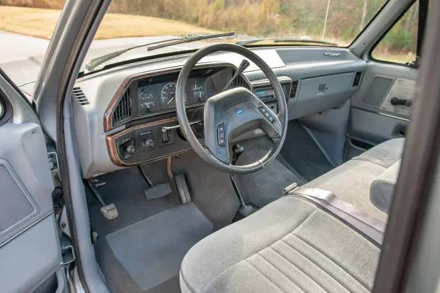 Ford-F150-4x4-1988-6