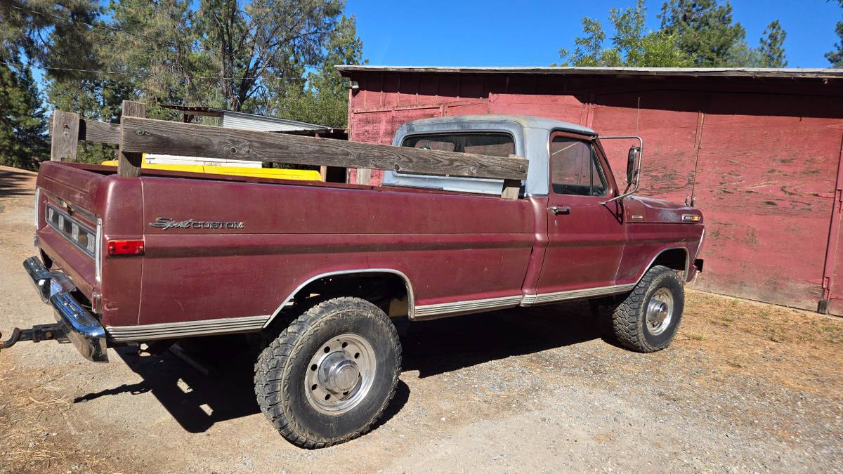 Ford-F250-1972-3