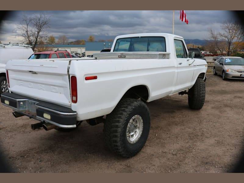 Ford-F250-1976-3