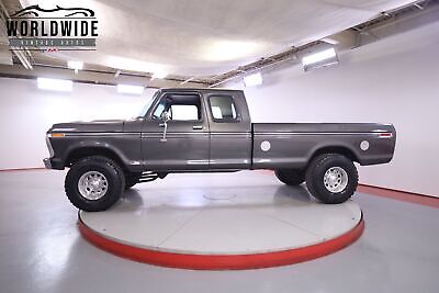 Ford-F250-XLT-1975-2