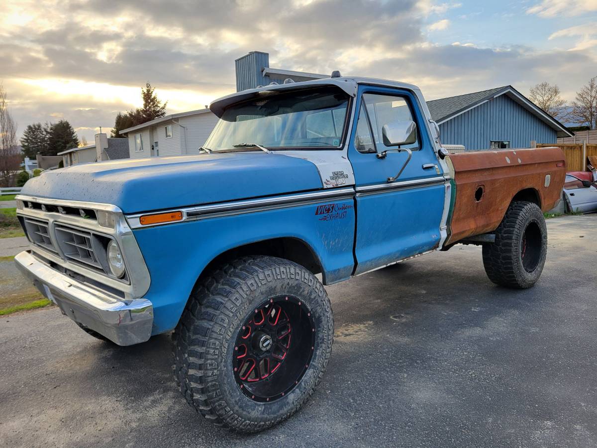 Ford-F250-diesel-1975