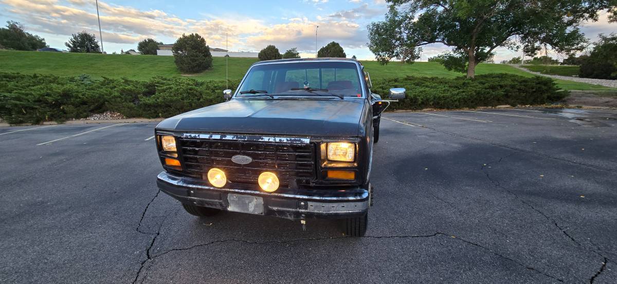 Ford-F250-diesel-1986-5