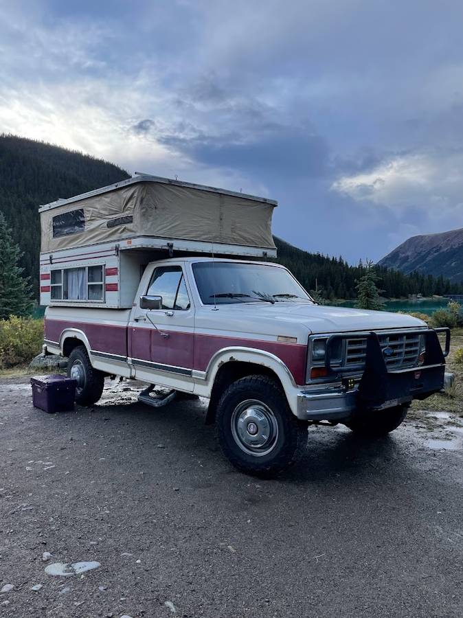 Ford-F250-lariat-1985-10