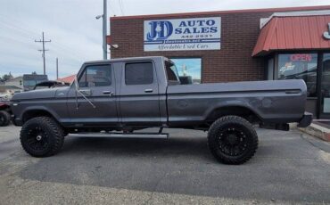 Ford-F350-crewcab-diesel-1977-21