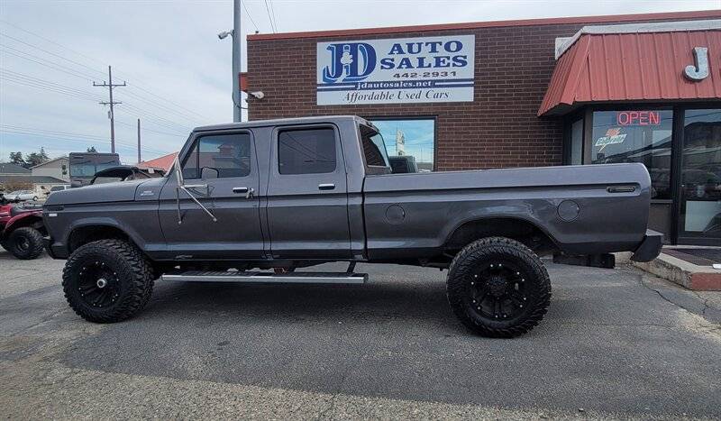 Ford-F350-crewcab-diesel-1977-21