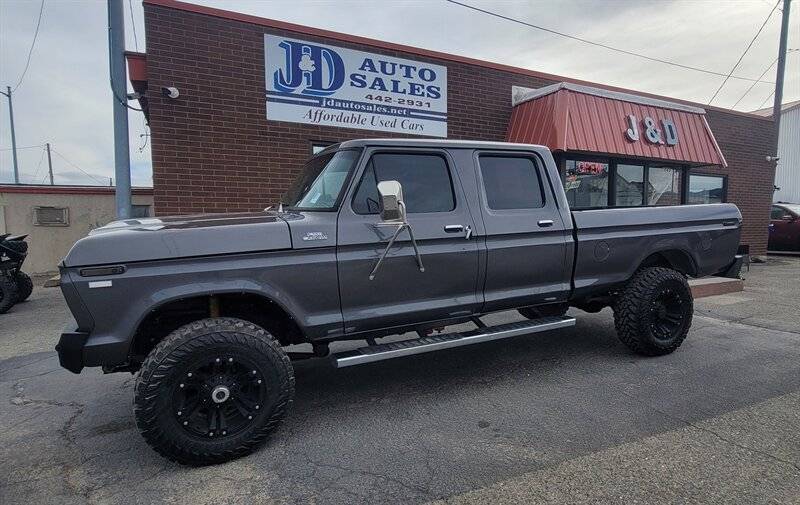 Ford-F350-crewcab-diesel-1977-22