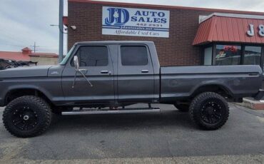 Ford-F350-crewcab-diesel-1977