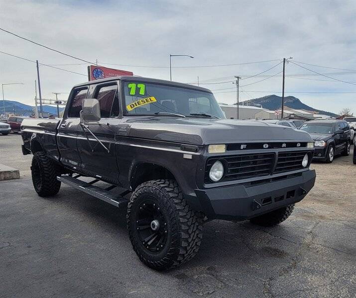 Ford-F350-crewcab-diesel-1977-5