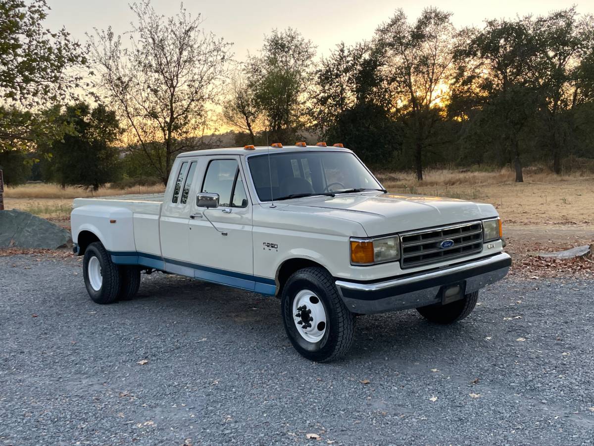 Ford-F350-super-duty-1989-10