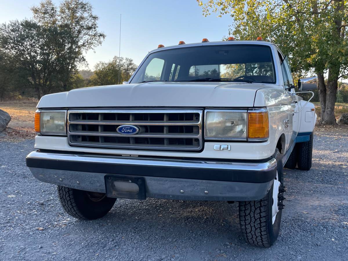 Ford-F350-super-duty-1989-3