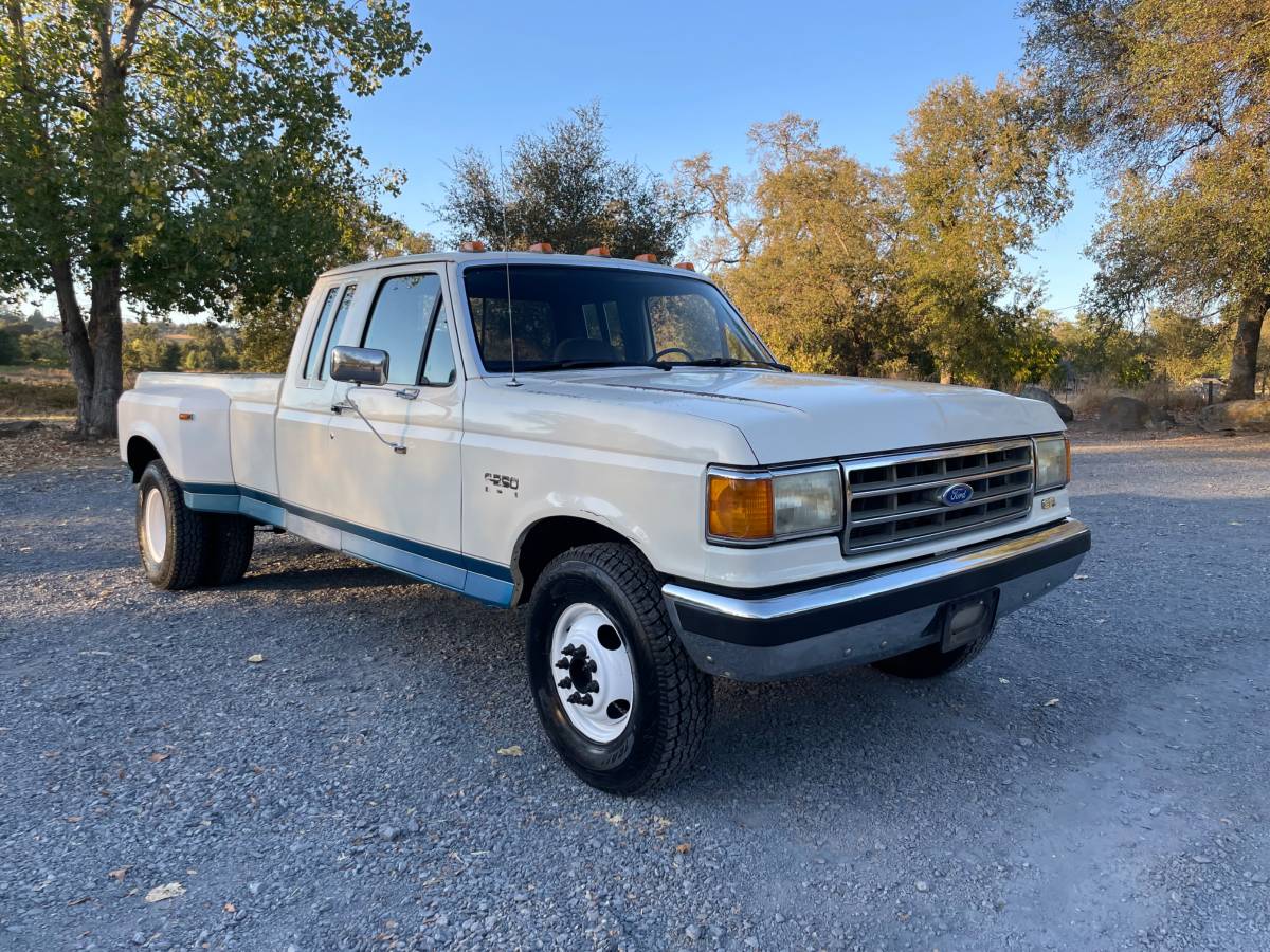 Ford-F350-super-duty-1989-5