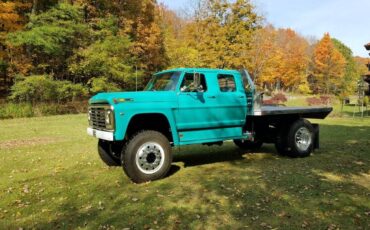 Ford-F750-1971-1