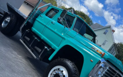 Ford F750 1971 à vendre