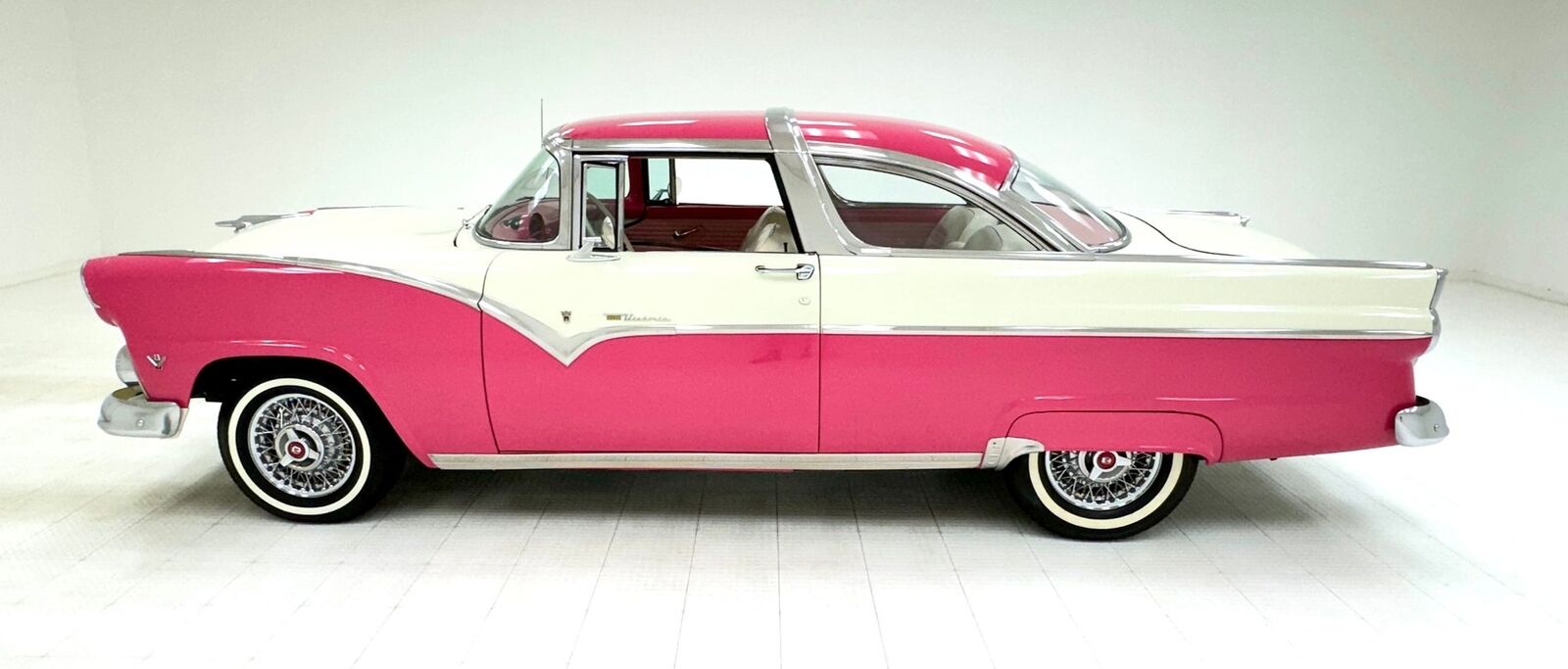 Ford-Fairlane-1955-1